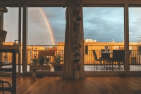 Waarom zonwerend glas jouw beste investering voor comfort en energiebesparing is